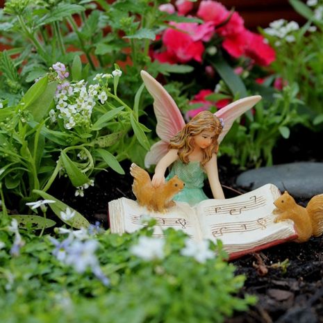 Fairy Bonnie and Musicbook 4